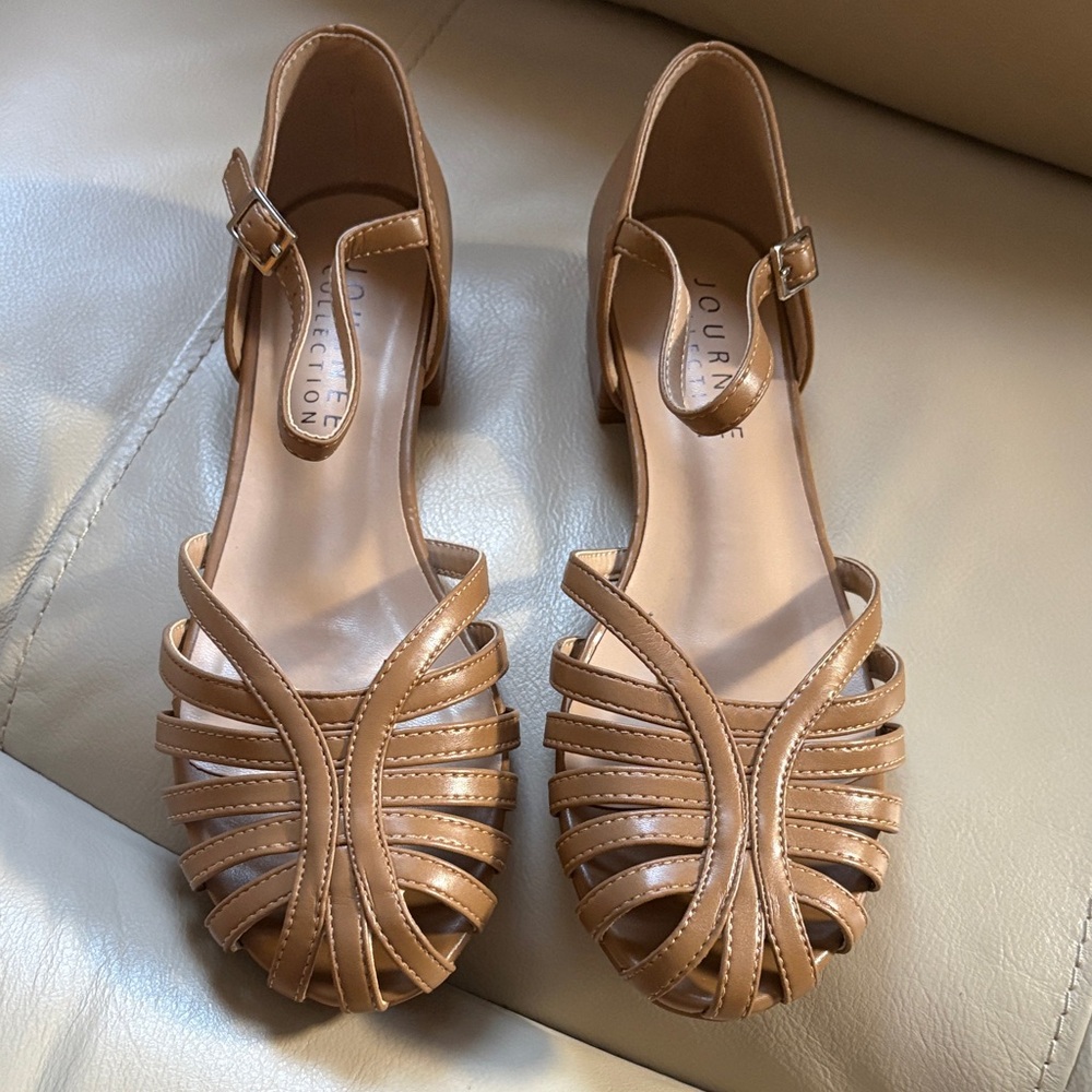 New Journee sandals